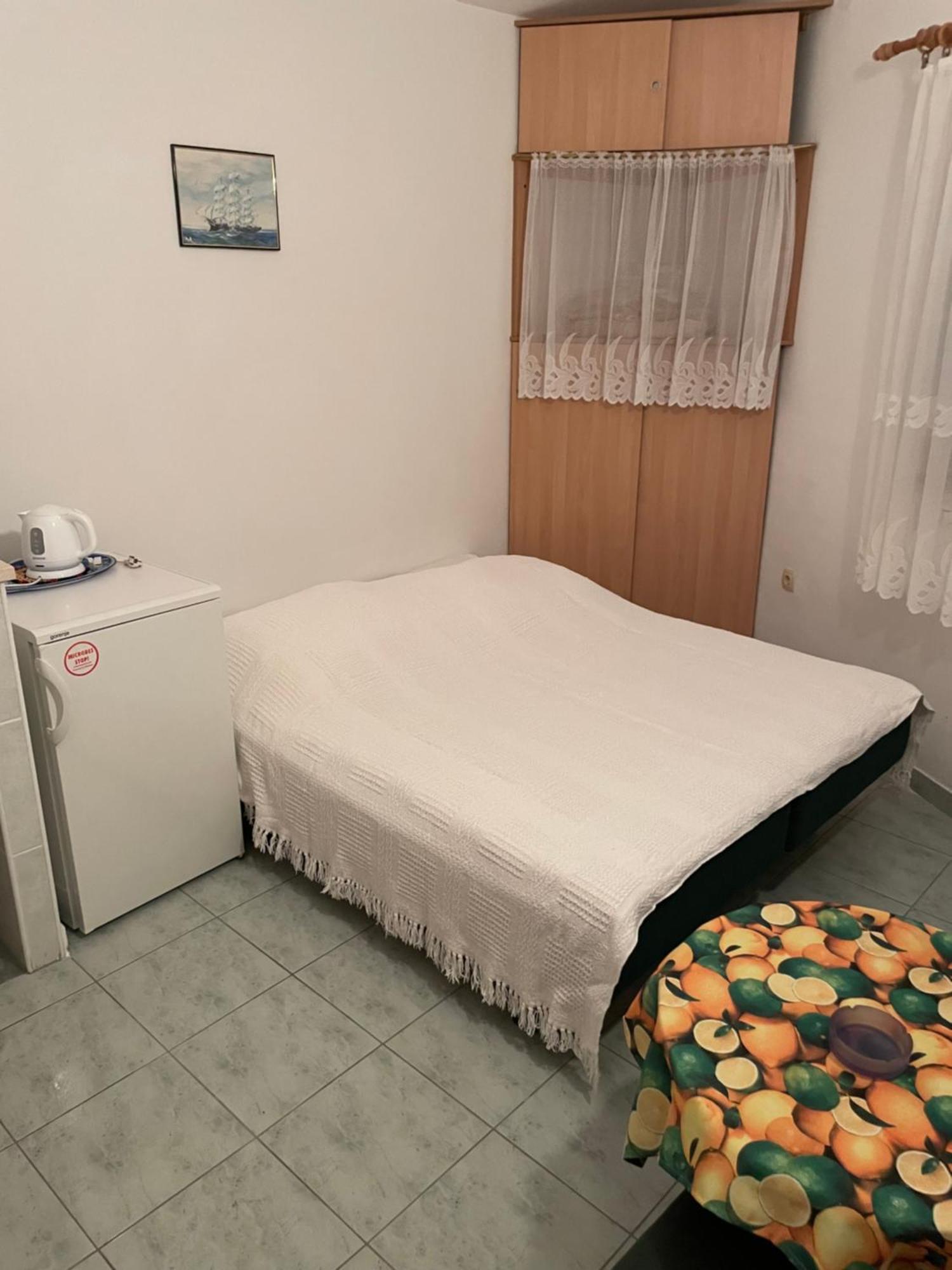 Apartments Visnjic Zaboric Buitenkant foto